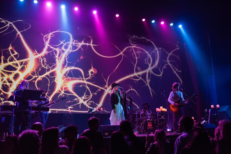 Forever Fleetwood a Tribute to Fleetwood Mac Live Band Lower Mainland Live 768x512