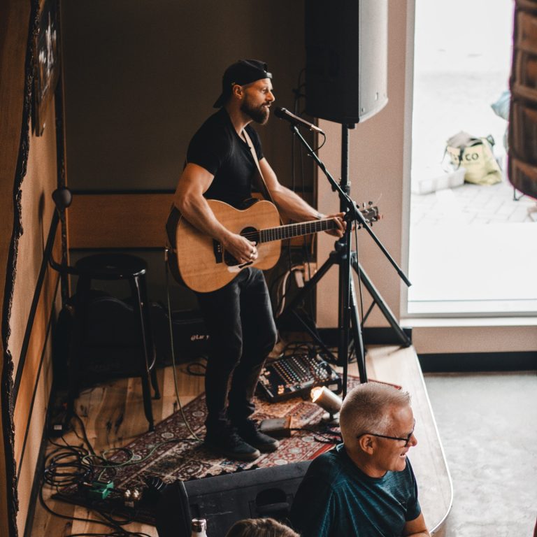 Larry Edward Music White Rock BC 768x768